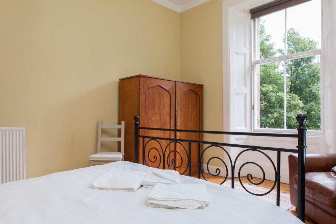 Amazing 4 Bedroom Apartment Just Off The Meadows Edinburgh Ngoại thất bức ảnh